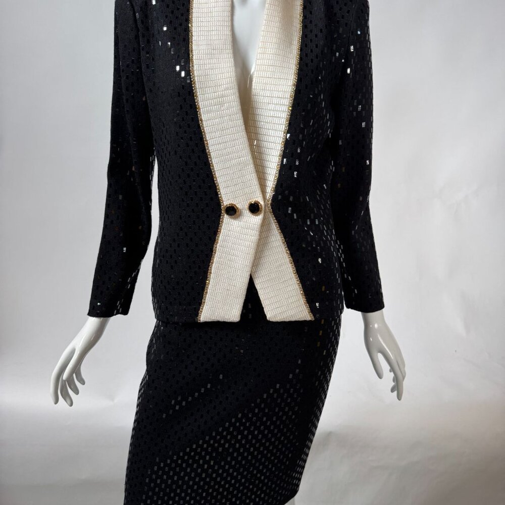 St John Vintage Black & White Sequin Jacket & Skirt Set Size 2 USA-Made Elegant